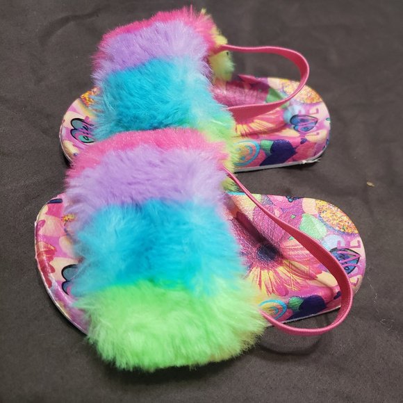 Fuzzy Rainbow Love Flower Sandals Size 3-4 Toddler Elastic Strap - Picture 2 of 4